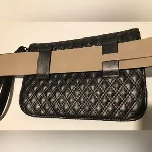 Vince Camuto | Accessories | Nwot Vintage Vince Comuto Vegan  display picture 3